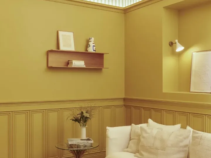 Молдинги Orac Decor на стінах